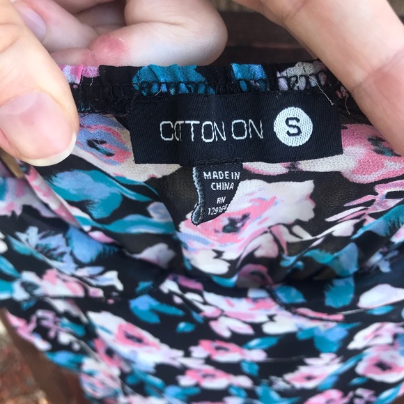 Floral Romper - Picture 3 of 3